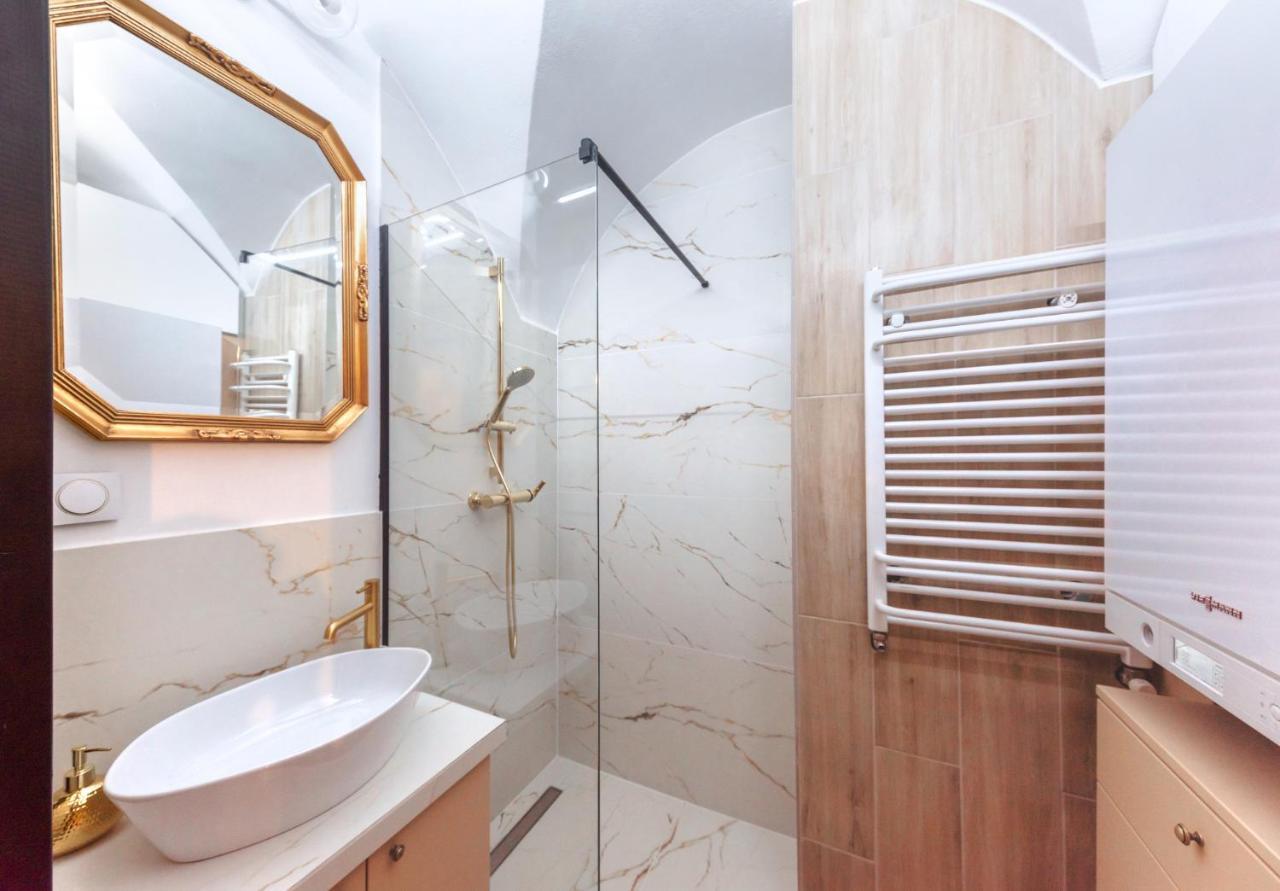 Loft W Kamienicy Apartment Duszniki Zdroj Luaran gambar