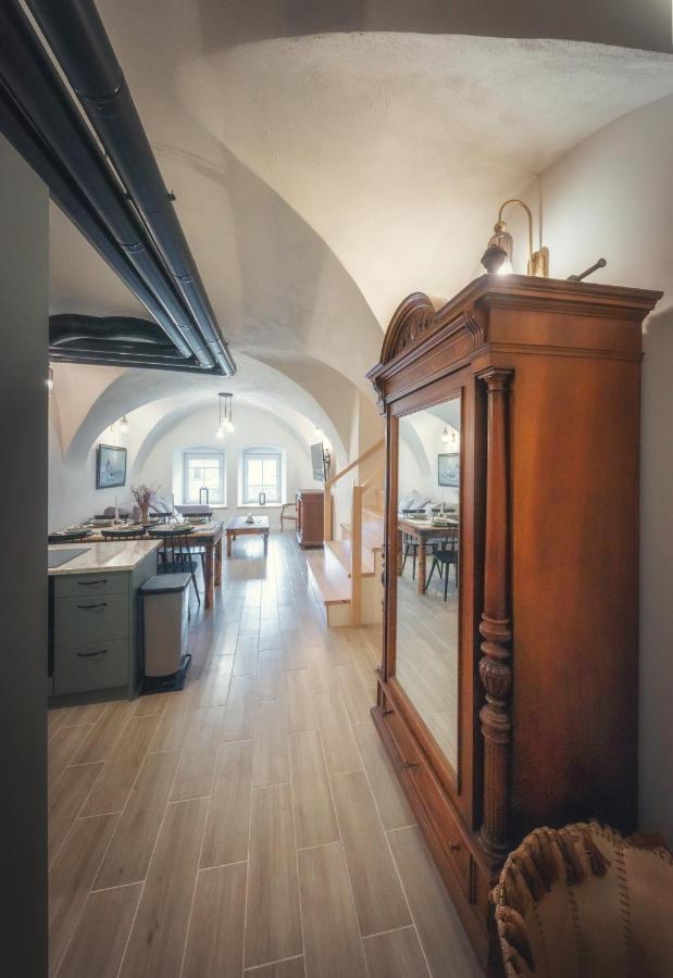 Loft W Kamienicy Apartment Duszniki Zdroj Luaran gambar