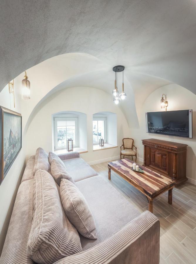 Loft W Kamienicy Apartment Duszniki Zdroj Luaran gambar