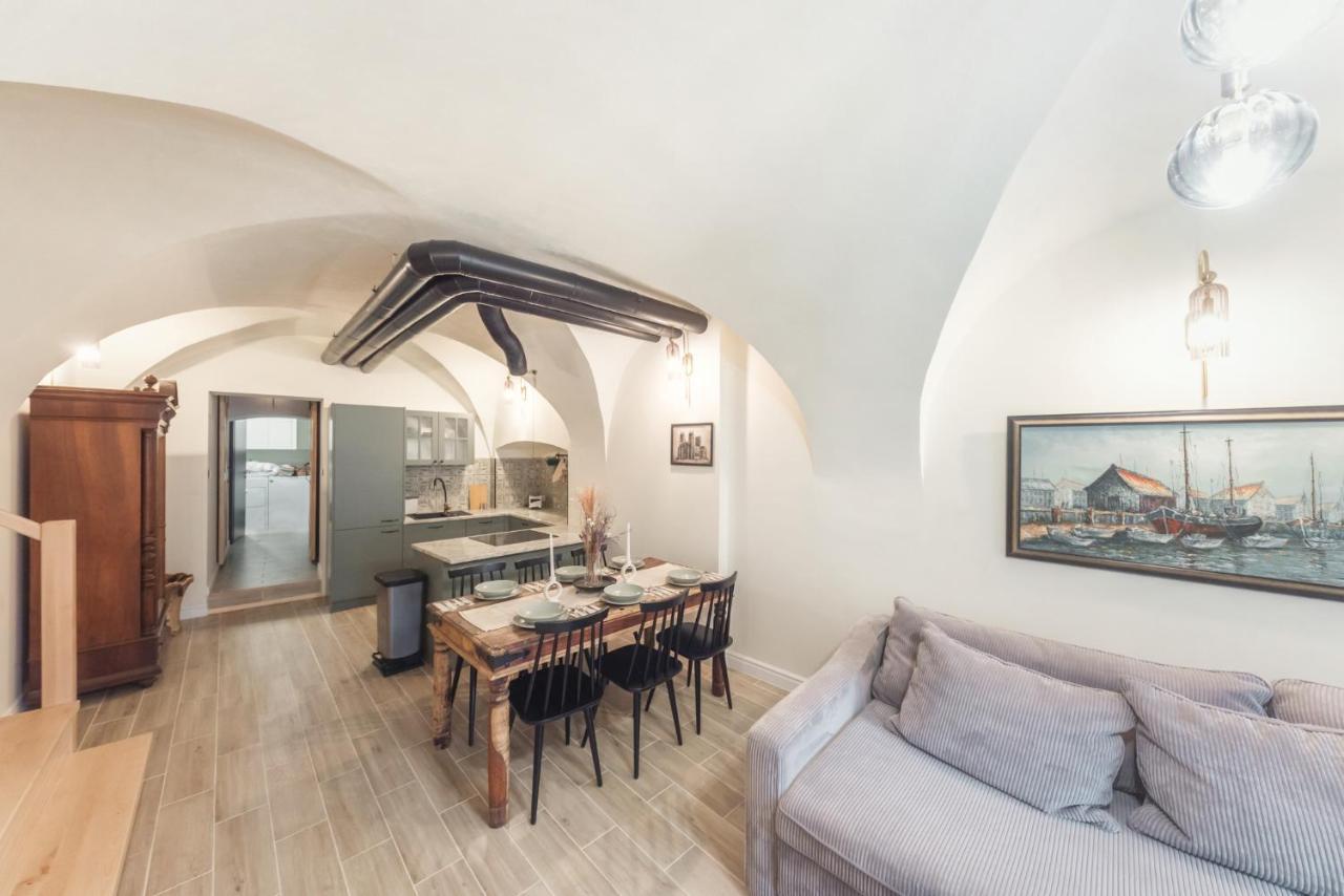 Loft W Kamienicy Apartment Duszniki Zdroj Luaran gambar